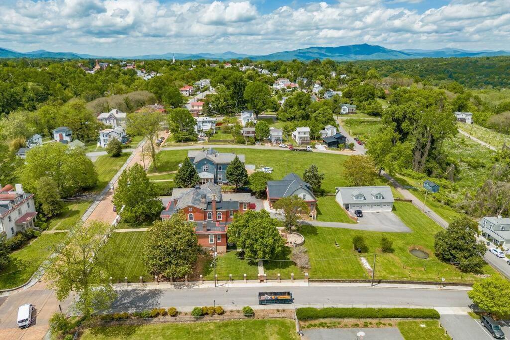 Appartement The Long Run - 2 Ca King Sized Beds+ - Sleeps 8-10 à Lynchburg Extérieur photo