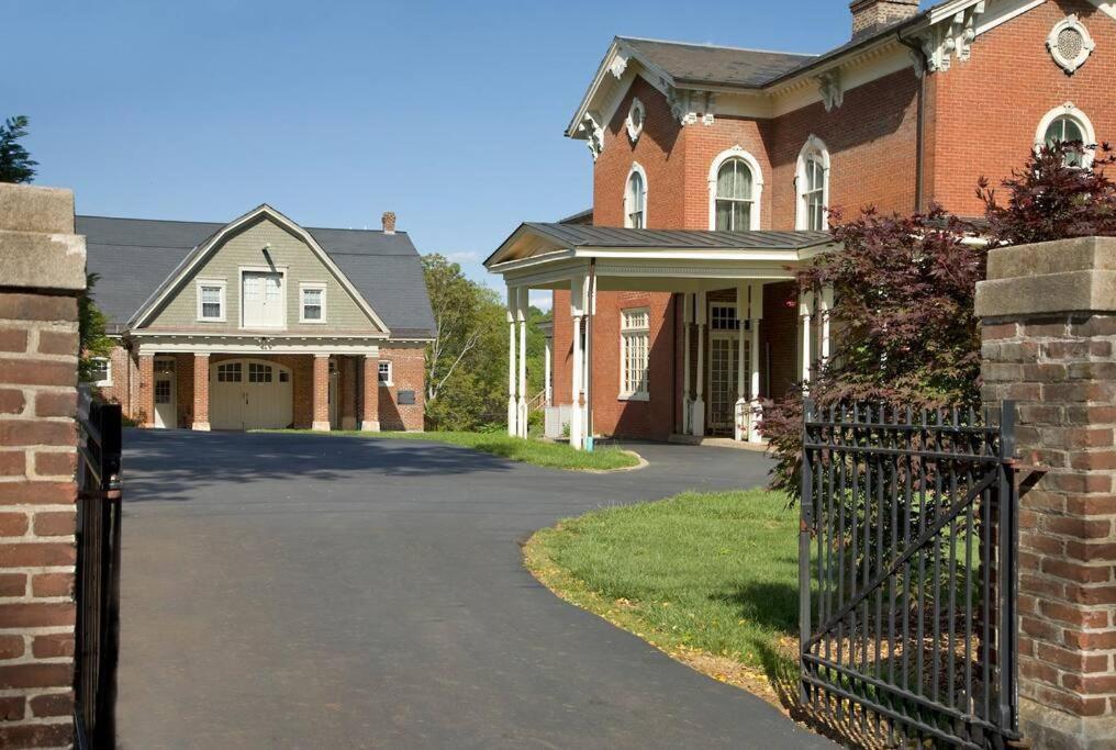 Appartement The Long Run - 2 Ca King Sized Beds+ - Sleeps 8-10 à Lynchburg Extérieur photo